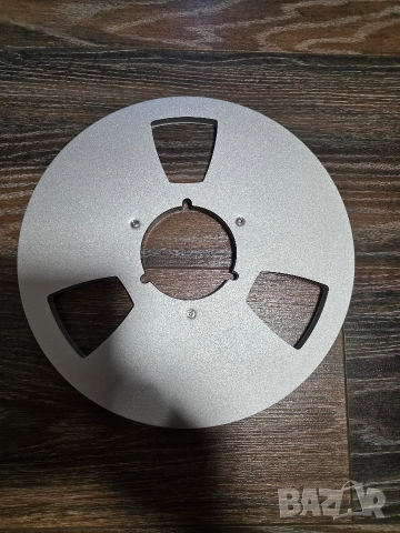 Продавам магнетофонни ролки празни 26см , снимка 2 - Декове - 54104770