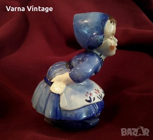 Колекционерска порцеланова фигурка Момиче. Холандия., снимка 4 - Антикварни и старинни предмети - 53283239