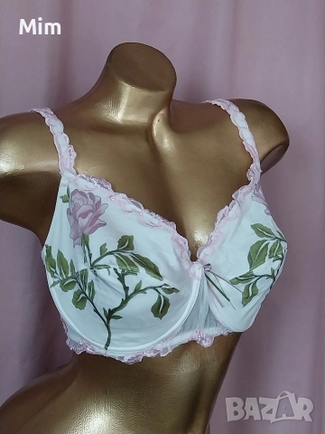 Lise CHARMEL 85 E Бял сутиен на цветя , снимка 3 - Бельо - 53028190