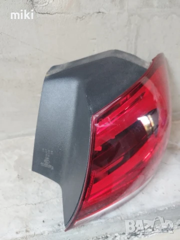 Десен външен стоп за Mercedes A class W177 Fulled (2020), снимка 2 - Части - 51151275