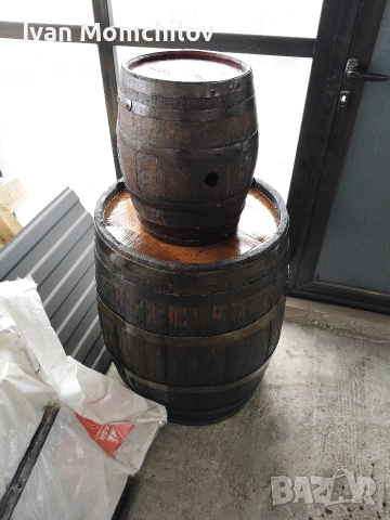 Буре 200-300л , снимка 2 - Бидони, бурета и бъчви - 53220150