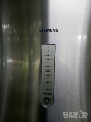 Иноксов комбиниран хладилник с фризер Сименс Siemens Total no frost 2 години гаранция!, снимка 2 - Хладилници - 45746227