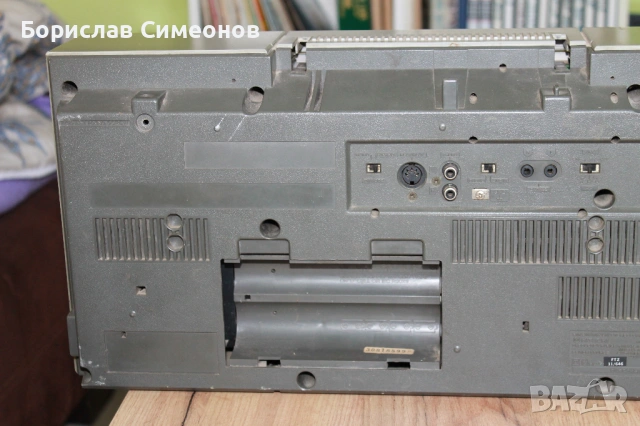 HITACHI TRK 7720E, снимка 5 - Радиокасетофони, транзистори - 53713332