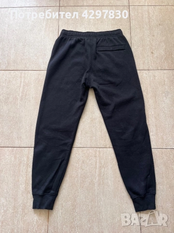 Нов анцуг на Nike размер Xs, снимка 4 - Спортни дрехи, екипи - 54301851