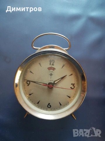 Часовник будилник Polaris