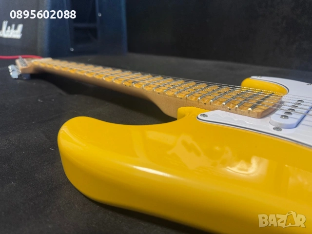 Китара Fender Yngwie Malmsteen Strat Copy Model, снимка 4 - Китари - 53730676