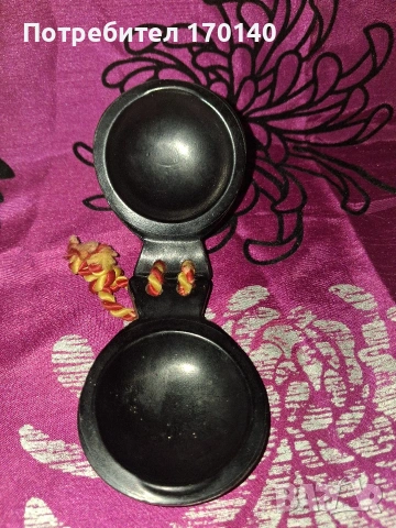 Стари испански касканети, снимка 3 - Антикварни и старинни предмети - 53573114