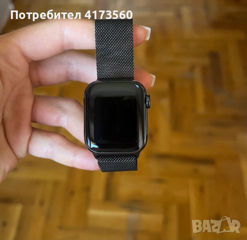 Apple Watch Series 8 GPS + CELLULAR, 41mm Graphite Stainless Steel Case with Graphite Milanese Loop, снимка 2 - Смарт гривни - 46671391