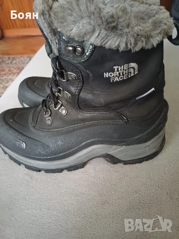 Туристически обувки The North Face , снимка 2 - Дамски апрески - 52390061