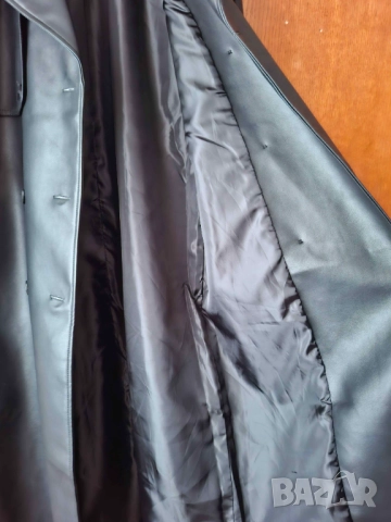 Палто от изкуствена кожа, снимка 3 - Палта, манта - 52512235