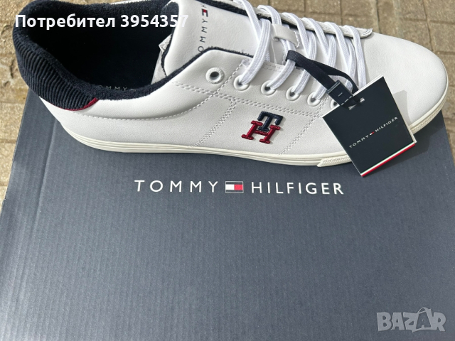 Tommy Hilfiger 43 номер, снимка 2 - Ежедневни обувки - 45055836