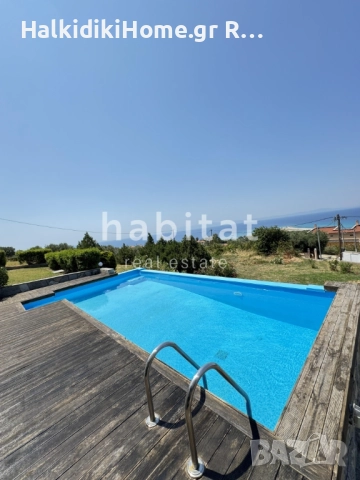 Посиди (Касандра) Халкидики (Гърция) 3-етажен мезонет 200м2 за продажба.