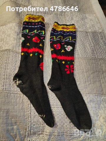 Народни носии Чорапи