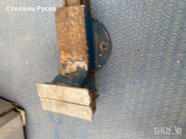 менгеме - здраво цена 70лв или 35,79 евро -челюстите са здрави , поставени са допълнителни за предпа, снимка 4 - Менгемета - 52068159