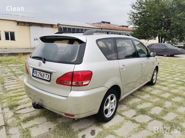 Toyota Avensis Verso , снимка 4 - Автомобили и джипове - 47435642