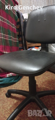 офис столове посетителски 2бр за 30лв, снимка 2 - Столове - 51911433