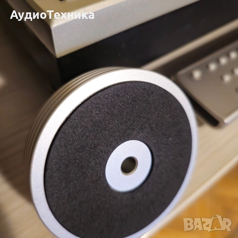 ПРОМО/Клампа Aluminum Stabilizer with Bubble Level Silver Cтабилизатор, снимка 8 - Грамофони - 54258455