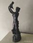 Стара бронзова статуетка, снимка 1 - Други ценни предмети - 45349931