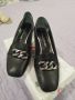 Продавам , снимка 1 - Дамски елегантни обувки - 45952625