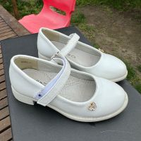 Бели пантофки, стелка естествена кожа - размер 25, снимка 2 - Детски пантофи - 45112169