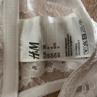 Бюстие H&M, размер B75, снимка 3 - Корсети, бюстиета, топове - 45143112