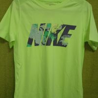 Nike dri fit  -Неонова   тинейджърска тениска за ръст 148-152 см , снимка 1 - Детски тениски и потници - 45537416