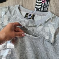 НОВА блуза / блузон в сребро на намаление , снимка 2 - Блузи с дълъг ръкав и пуловери - 45607993