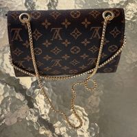 Дамска чанта Louis Vuitton  , снимка 3 - Чанти - 45233835