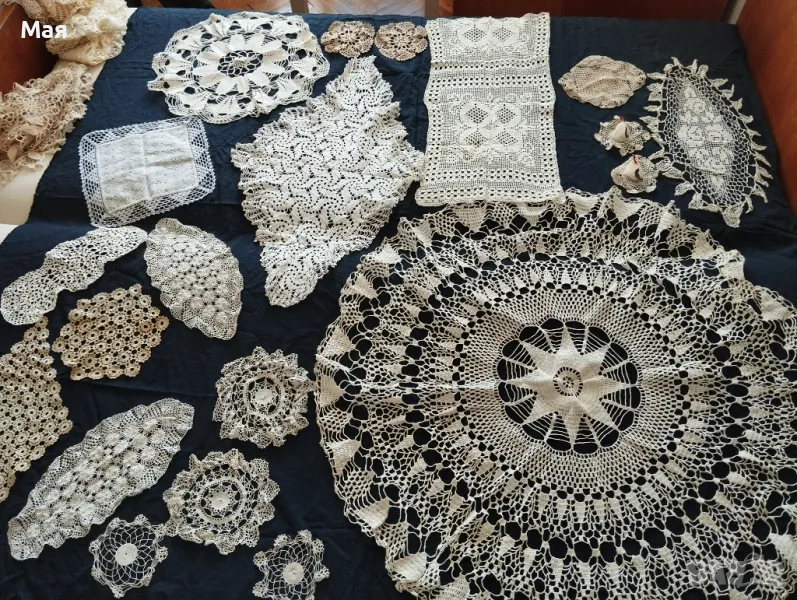 Ръчно плетени покривки едновремешни, снимка 1