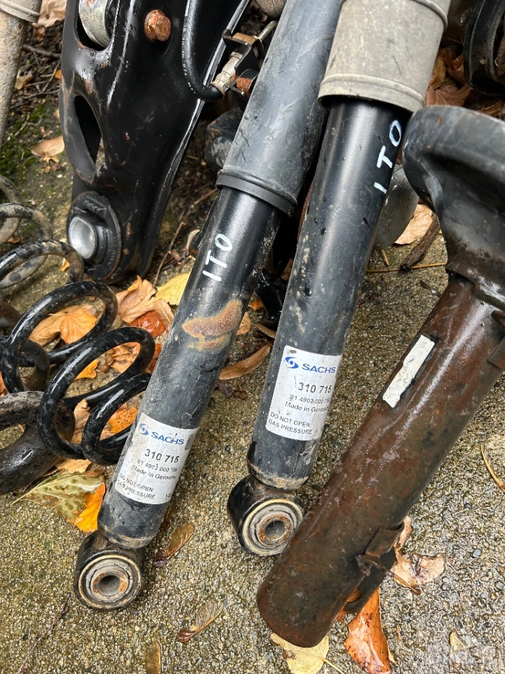 задни амортисьори VW Touran 2003-2015 Sachs 310715, снимка 1