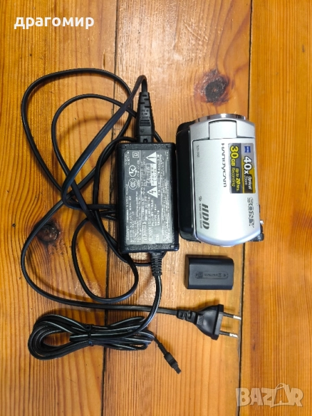 SONY DCR-SR32 HDD  видеокамера , снимка 1