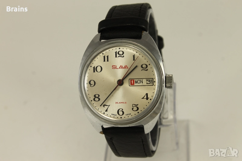 Руски Ръчен Часовник SLAVA Червен Надпис 2628 Със 26 Камъка, снимка 1