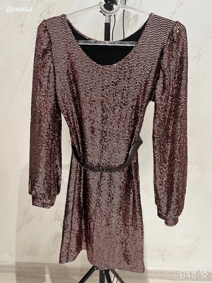 Лъскава къса парти рокля, снимка 1