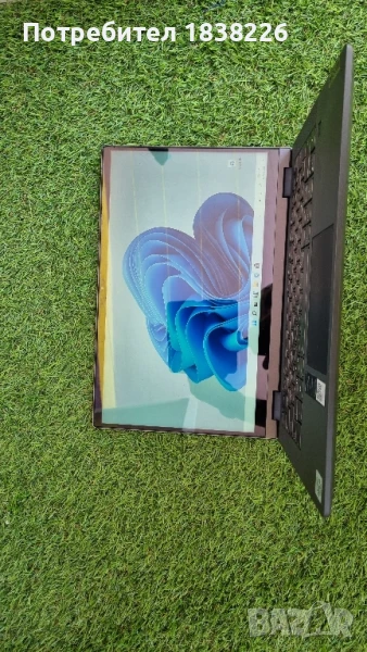 Лаптоп LENOVO YOGA , снимка 1