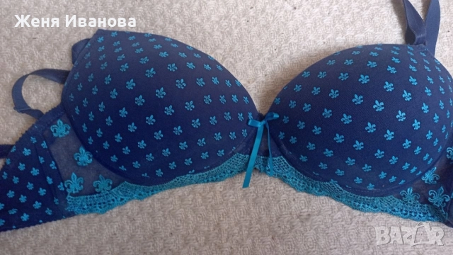 Дамски сутиен