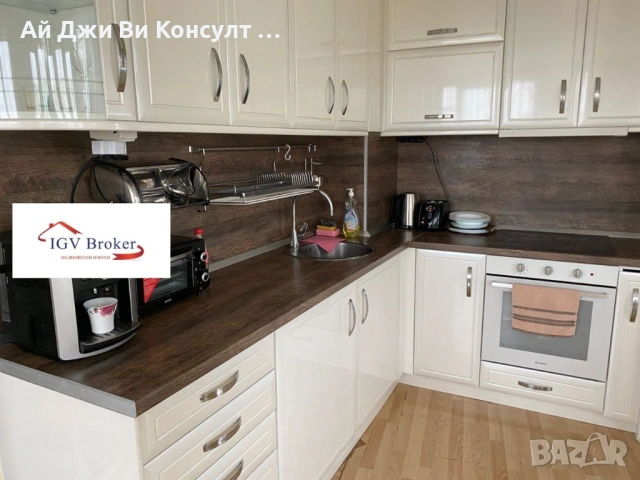 Тристаен апартамент в Люлин 8