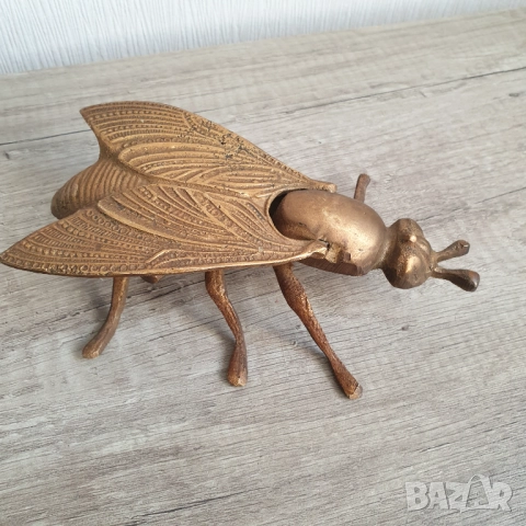 Бронзова муха пепелник, снимка 4 - Антикварни и старинни предмети - 51860221