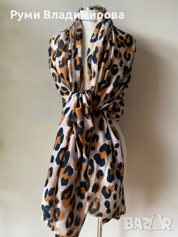 Леопардов шал от 100 % коприна в кафявата гама, снимка 11 - Шалове - 48586386