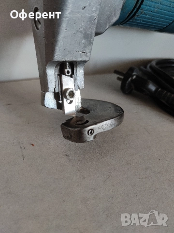 BOSCH ел.ножица за ламарина 2,0мм., снимка 2 - Бормашини - 52771853