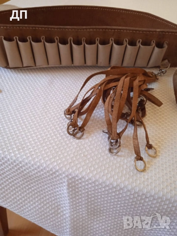 Кожен патрондаш с висулки