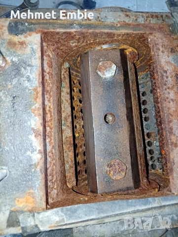 дробилка с трифазен електромотор , снимка 4 - Други машини и части - 54163171