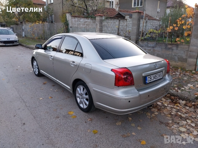 Тойота Авенсис бензин-газ ( след основен р-т), снимка 4 - Автомобили и джипове - 48271711