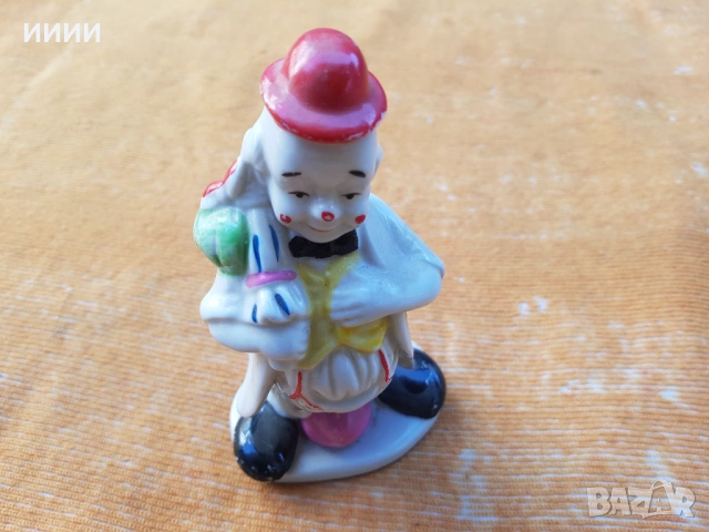 Порцеланова статуетка фигурка клоун 