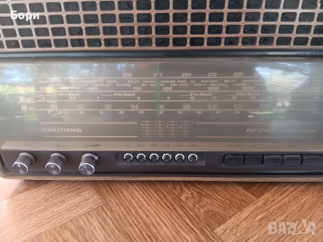 GRUNDIG RF 740 Радио, снимка 7 - Радиокасетофони, транзистори - 47599840