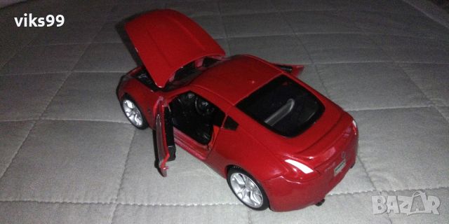 Nissan 370Z 2009 MAISTO 1:24, снимка 3 - Колекции - 39585272