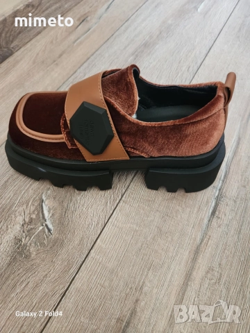 обувки, снимка 2 - Дамски ежедневни обувки - 52121072