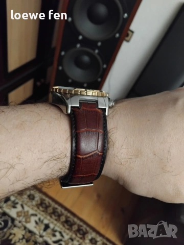 Invicta Aviator 49 мм без копчетата с три каишки !, снимка 4 - Мъжки - 53471666