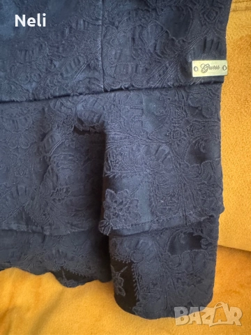 Черен топ/ бюстие на GUESS, снимка 5 - Корсети, бюстиета, топове - 51846456