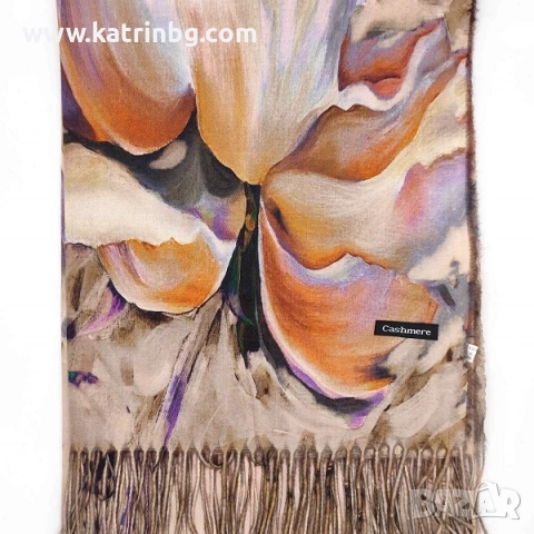 Стилен дамски комплект -Шал с цвете и бежови ръкавици Код на продукта:DAK-00002, снимка 2 - Шалове - 52292265