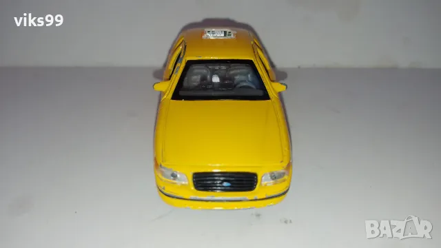 Ford 1999 Crown Victoria Taxi Welly - Мащаб 1:34-39, снимка 7 - Колекции - 49585290